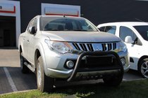 Mitsubishi L200 2015–2024 Frontbåge WT003 Black (rostfritt) foto 4