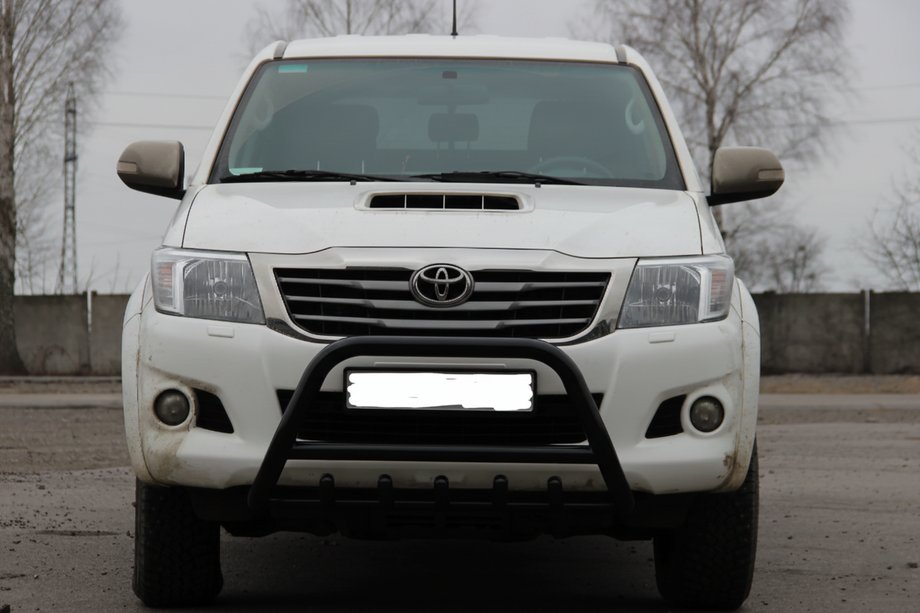 Toyota Hilux 2006–2015 Frontbåge WT003 Black (rostfritt) Image