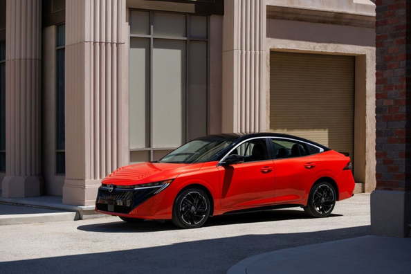 Nissan Sentra 2026: Test, specifikationer, utrustning, bilder