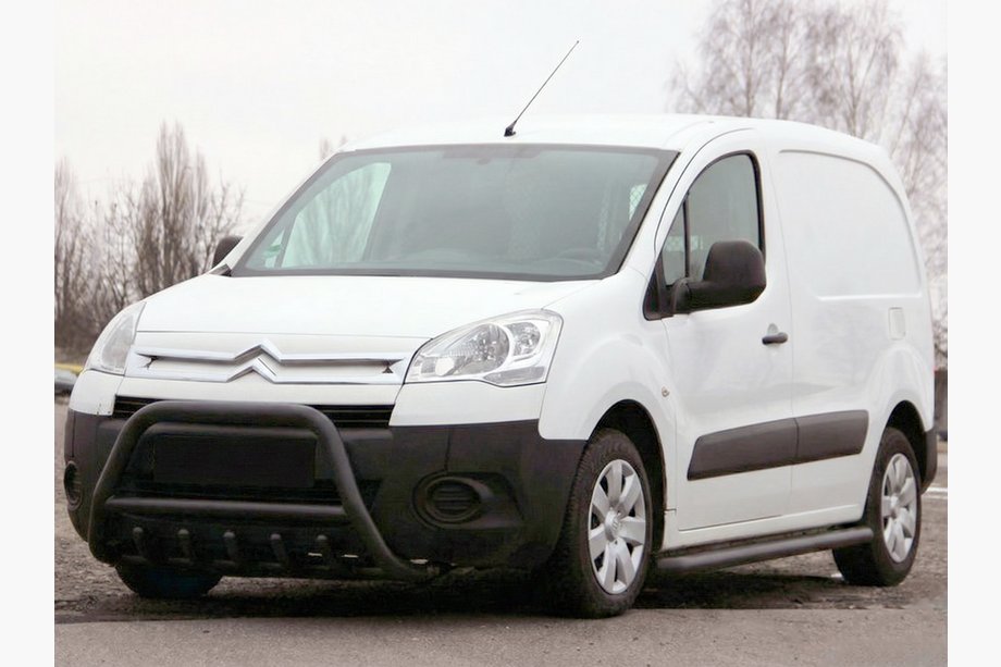 Peugeot Partner Tepee 2008–2018 Frontbåge WT003 Black (rostfritt) Image