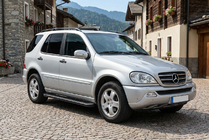 Mercedes ML W163 1997–2005 Sidosteg Allmond Black (2 st, aluminium) foto 1