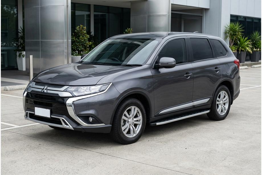Mitsubishi Outlander 2012–2021 Sidosteg Fullmond (2 st, aluminium) Image