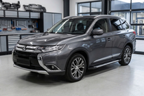 Mitsubishi Outlander 2012–2021 Sidosteg Line (2 st, aluminium) foto 1