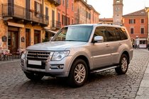 Mitsubishi Pajero Wagon IV 2006–2021 Sidosteg Line (2 st, aluminium) foto 1