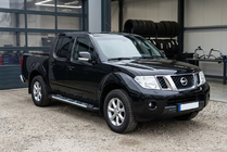 Nissan Navara 2006–2015 Sidosteg Sunrise (2 st, aluminium) foto 1