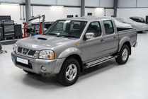 Nissan NP300 1999–2015 Sidosteg Rainbow (2 st, aluminium) foto 1