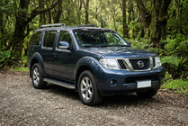 Nissan Pathfinder R51 2005–2014 Sidosteg Maydos V1 (2 st, aluminium ↗ rostfritt stål) foto 1