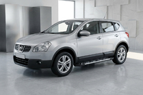 Nissan Qashqai 2007–2010 Sidosteg Sunrise (2 st, aluminium) foto 1