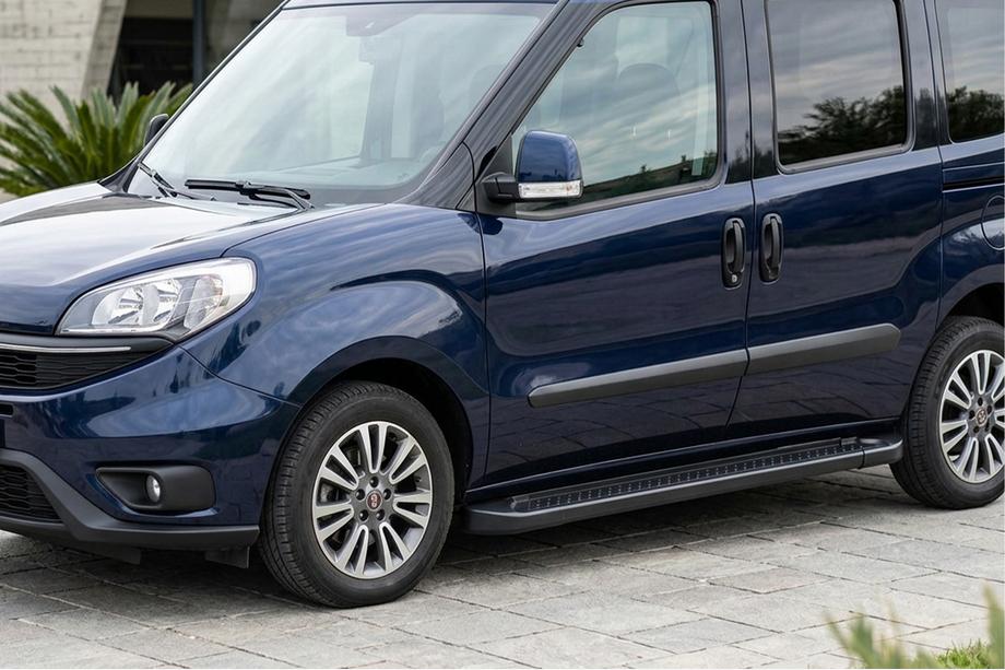Opel Combo 2012–2018 Sidosteg Allmond Black (2 st, aluminium) Image