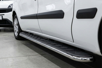 Opel Combo 2012–2018 Sidosteg Maydos V1 (2 st, aluminium ↗ rostfritt stål) foto 1
