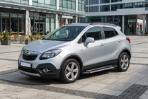 Opel Mokka 2012–2021 Sidosteg RedLine V1 (2 st, aluminium) foto 1