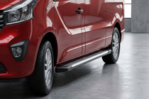 Renault Trafic 2001–2015 Sidosteg Line (2 st, aluminium) foto 1