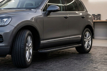 Porsche Cayenne 2003–2010 Sidosteg Bosphorus Black (2 st, aluminium) foto 1