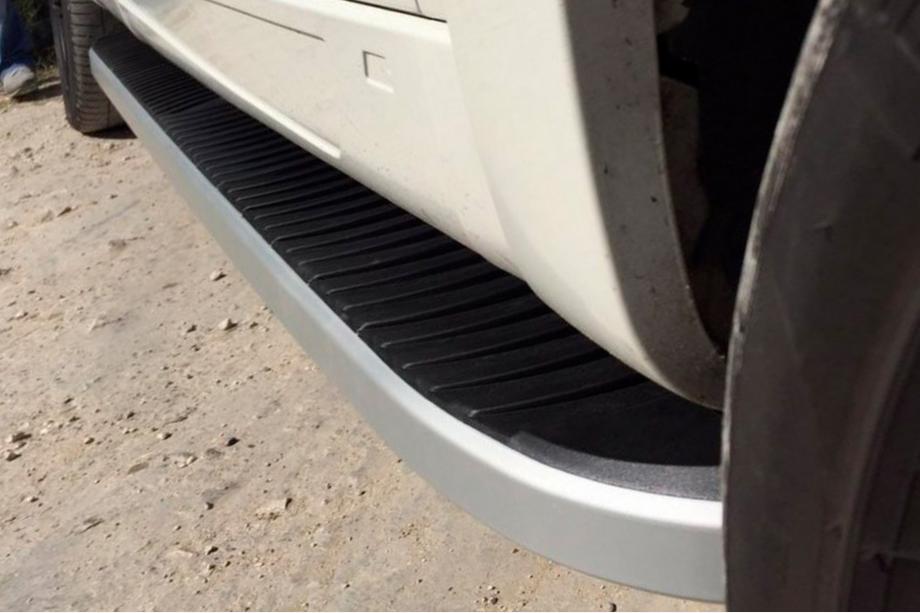 Porsche Cayenne 2003–2010 Sidosteg Tayga (2 st, aluminium) Image