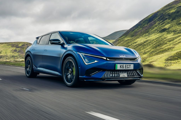 Test av den uppdaterade elcrossovern Kia EV6 GT 2025