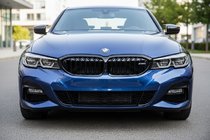 BMW 3-serien G20/G21 2018– Njurgrill M-Look V1 (2018-2022, svart högglans) foto 1