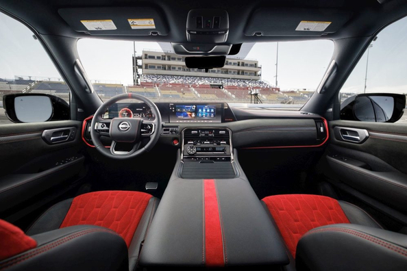 Recension av Nissan Armada III NISMO 2026: kraftfullt flaggskepp för terrängkörning Foto 6