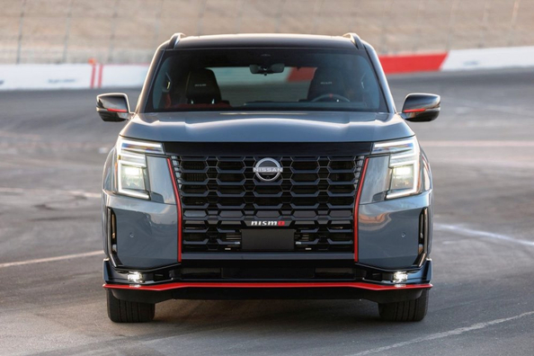 Recension av Nissan Armada III NISMO 2026: kraftfullt flaggskepp för terrängkörning Foto 2