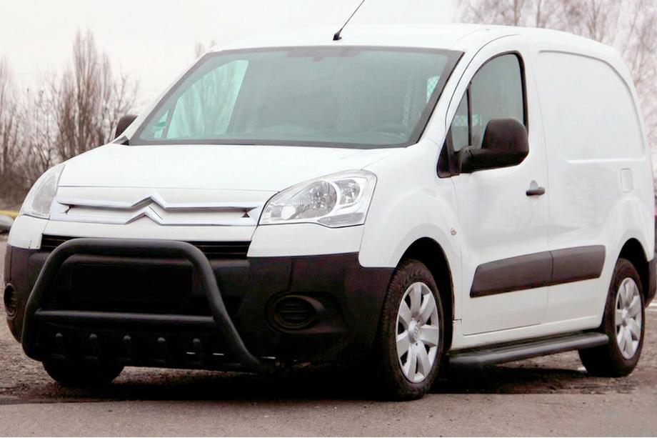 Peugeot Partner Tepee 2008–2018 Frontbåge WT003 Black (rostfritt) Image