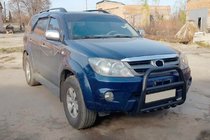 Toyota Fortuner 2006–2015 Frontbåge F12-11 Black (rostfritt stål) foto 2
