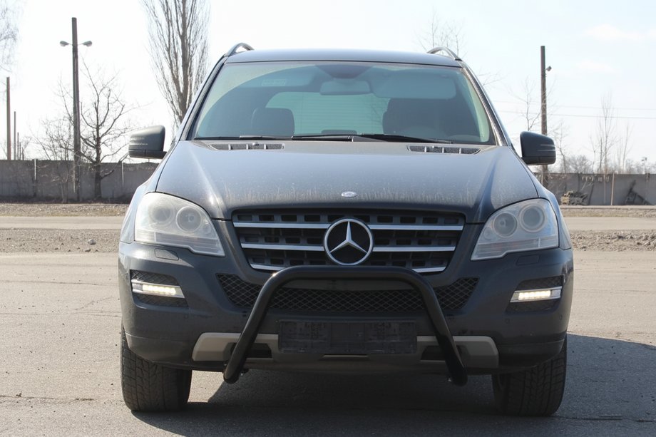 Mercedes ML W164 2005–2011 Frontbåge WT006 Black (rostfritt stål) Image