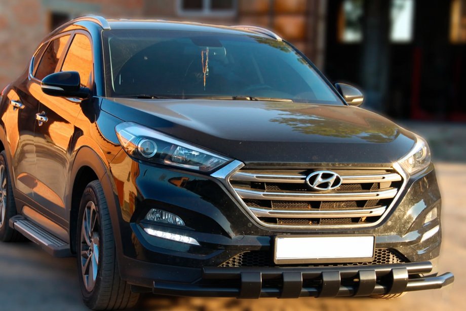 Hyundai Tucson TL 2016–2021 Frontbåge Shark Black (rostfritt stål) Image