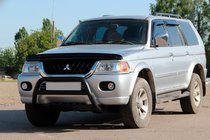 Mitsubishi Pajero Sport 1996–2007 Frontbåge WT022 Black (rostfritt stål) foto 3