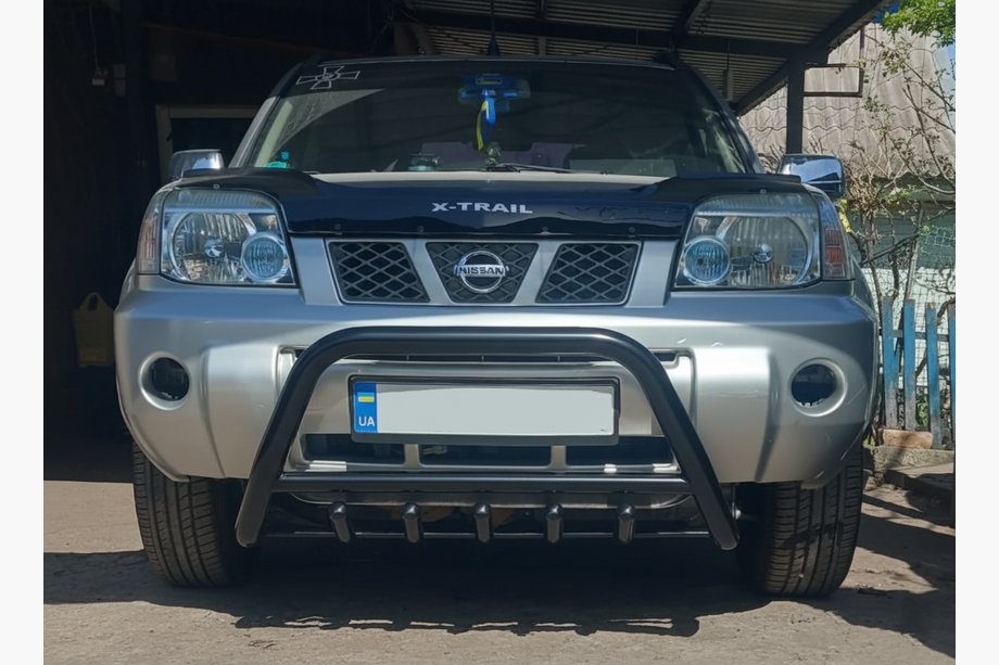 Nissan X-trail T30 2002–2007 Frontbåge (bullbar) QT006 Black (rostfritt stål) Image
