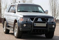 Mitsubishi Pajero Sport 1996–2007 Kängurubåge QT007 Black (rostfritt stål) foto 2