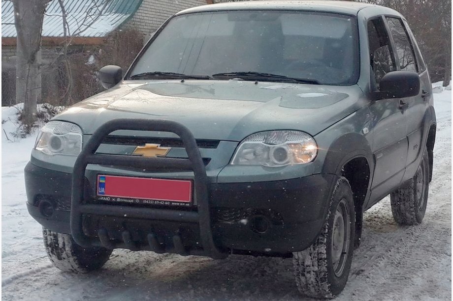 Chevrolet Niva 1998–2020 Kängurubåge QT007 Black (rostfritt stål) Image