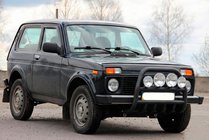 Lada Niva och Urban 1977– Frontbåge (bullbar) QT007 Black (rostfritt stål) foto 3