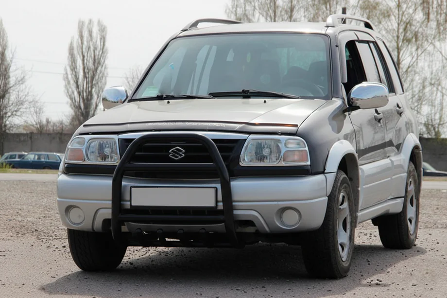Suzuki Vitara 1998–2006 Kängurubåge QT007 Black (rostfritt stål) Image