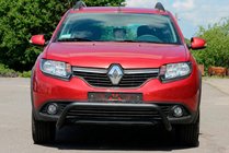 Renault Sandero 2013–2022 Frontbåge WT007 Black (rostfritt stål) foto 1
