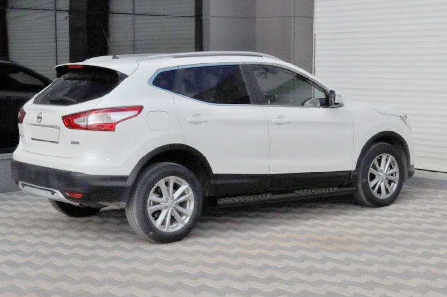 Nissan Qashqai 2014–2021 Sidorör Black (2014-2017, 2 st, rostfritt stål) Image