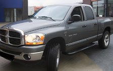 Dodge RAM (DR/DH/D1/DC/DM) 2002–2009 Vinklade sidorör Black (2 st, rostfritt stål) foto 1
