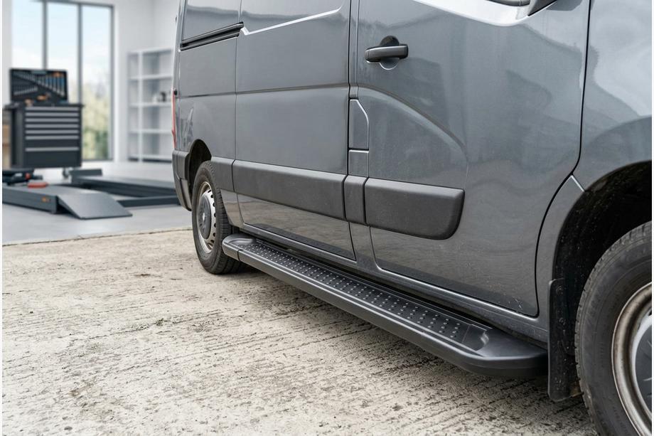 Renault Master 2011–2023 Sidosteg Allmond Black (2 st, aluminium) Image
