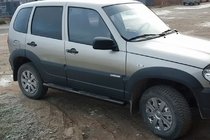 Chevrolet Niva 1998–2020 Sidorör Black (2 st, rostfritt) foto 3