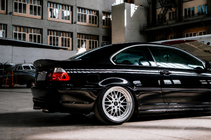 BMW 3-serie E46 1998–2006 CSL-Style V3 spoiler (för SD, blank svart) foto 7