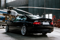 BMW 3-serie E46 1998–2006 CSL-Style V3 spoiler (för SD, blank svart) foto 4