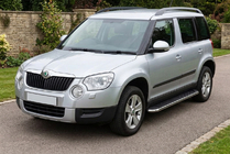 Skoda Yeti 2009–2017 Sidosteg Maydos V1 (2 st, aluminium ↗ rostfritt stål) foto 1
