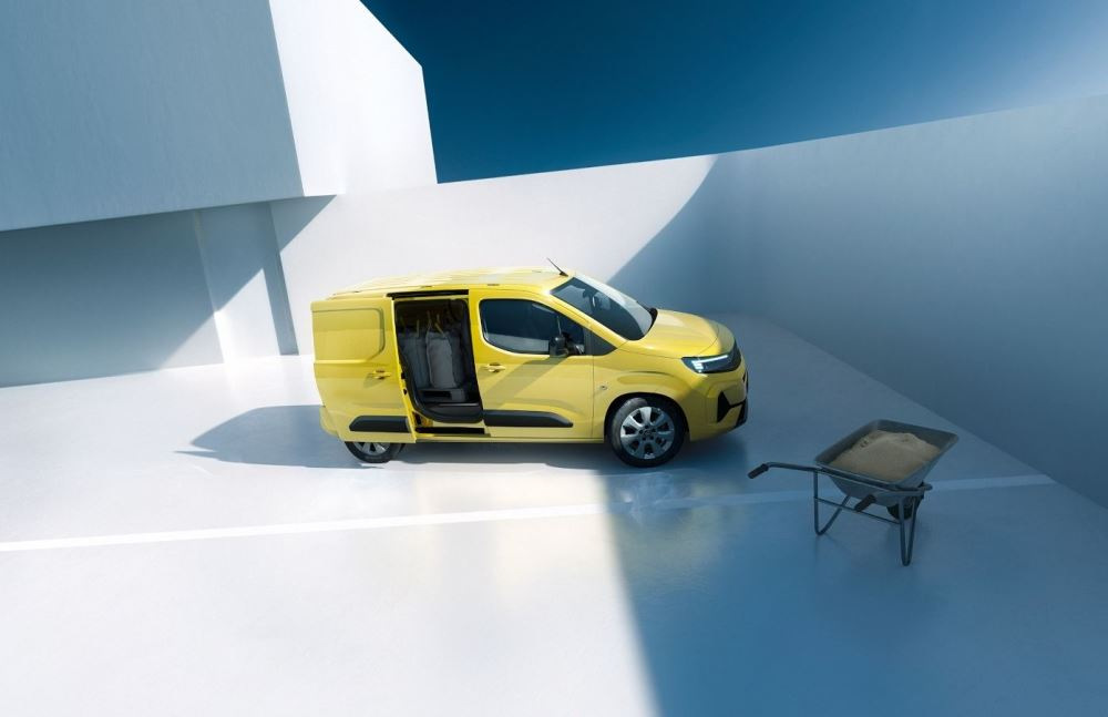 Test av Opel Combo Cargo: Praktisk kompakt transportbil