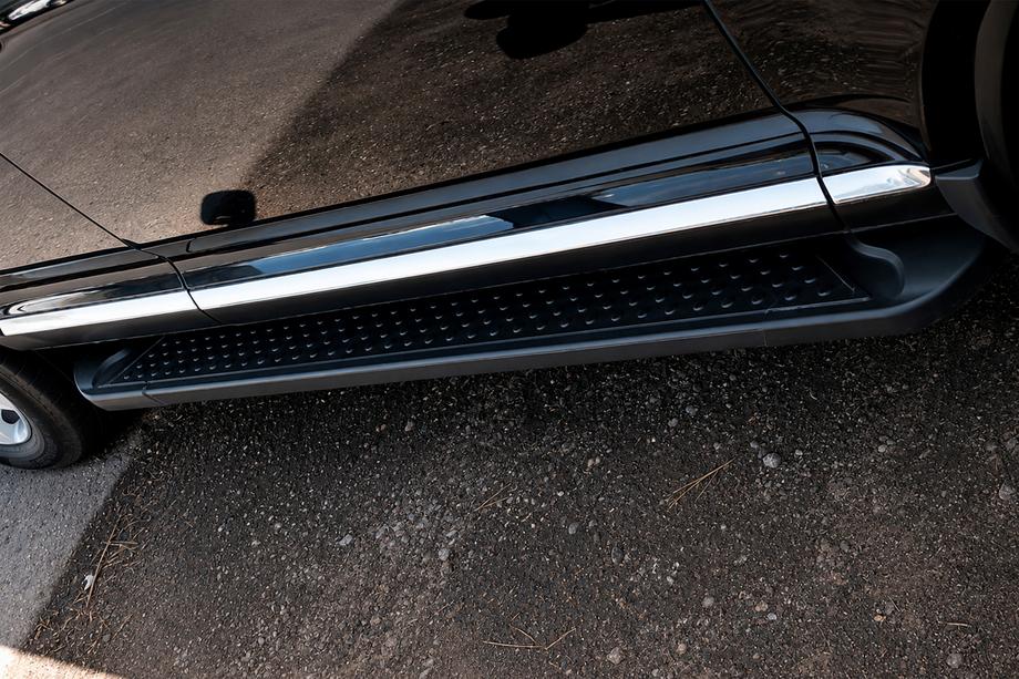 Volkswagen Touareg 2010–2018 Sidosteg Allmond Black (2 st, aluminium) Image