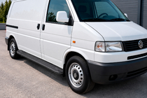 Volkswagen T4 Transporter 1990–2003 Sidosteg Allmond Black (2 st, aluminium) foto 1