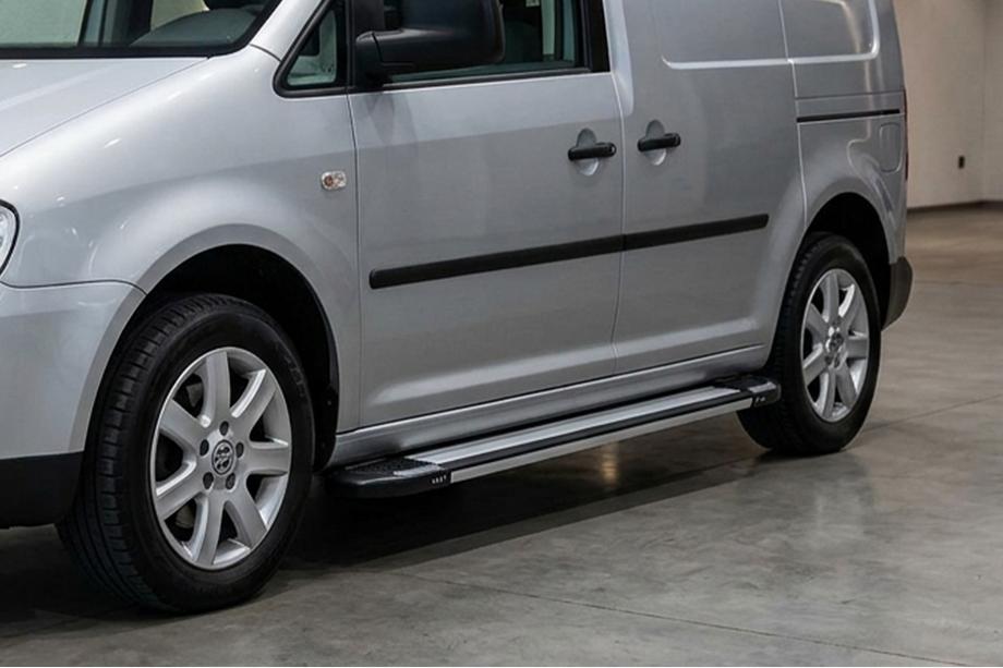 Volkswagen Caddy 2010–2015 Sidosteg Rainbow (2 st, aluminium) Standardbas Image