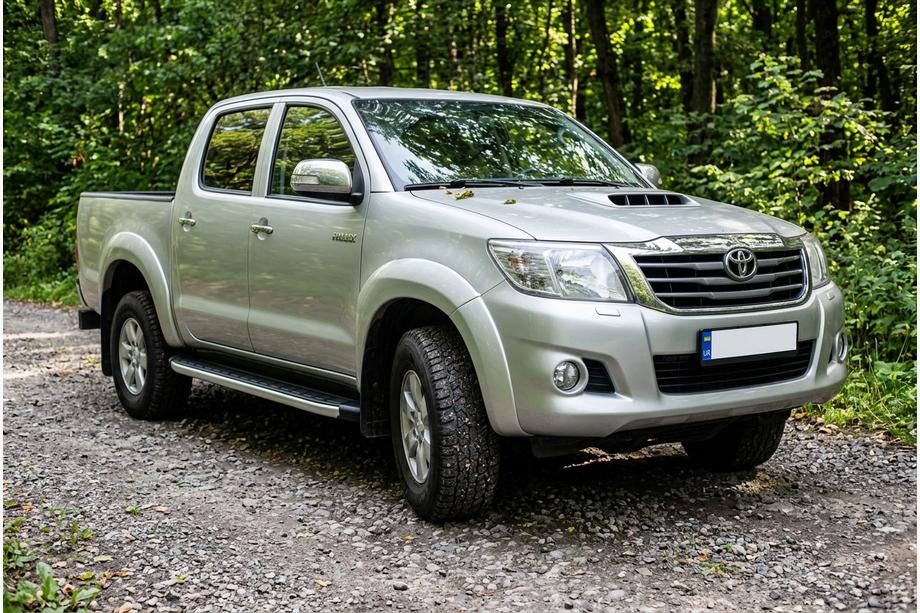 Toyota Hilux 2006–2015 Sidosteg Fullmond (2 st, aluminium) Foto 1