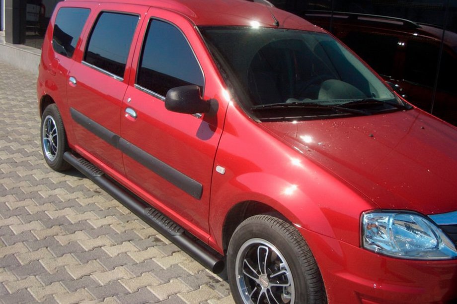 Lada Largus 2012– Sidorör Black (2 st, rostfritt stål) Image