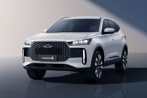 Test av Chery Tiggo 4 (2025): kompakt urban crossover