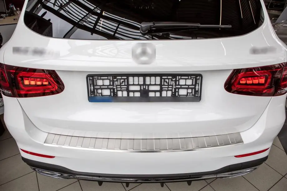 Mercedes GLC X253 2015–2022 Bakre stötfångarskydd Carmos (2019-2022, rostfritt stål) Image