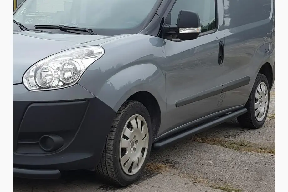 Opel Combo 2012–2018 Sidorör Black (2 st, rostfritt stål) Image