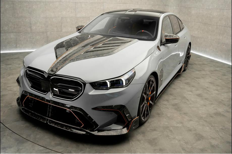 BMW 5/i5-serie G60/G60E/G61 2023– MNSR Carbon bodykit-kit (för M5, smidd kolfiber) Image